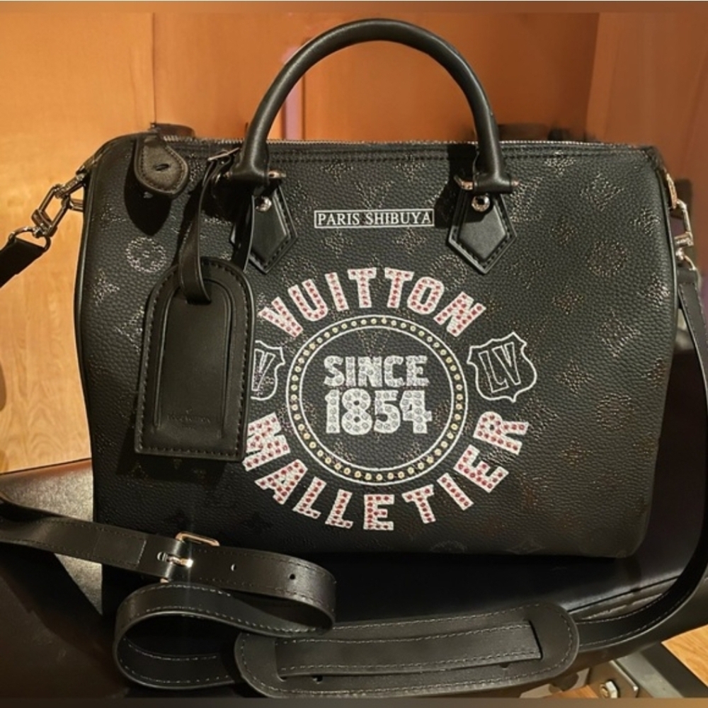 LVEE monogram logo bag purse duffle absolutely GORGEOUS wow! 😱 💕💕👑